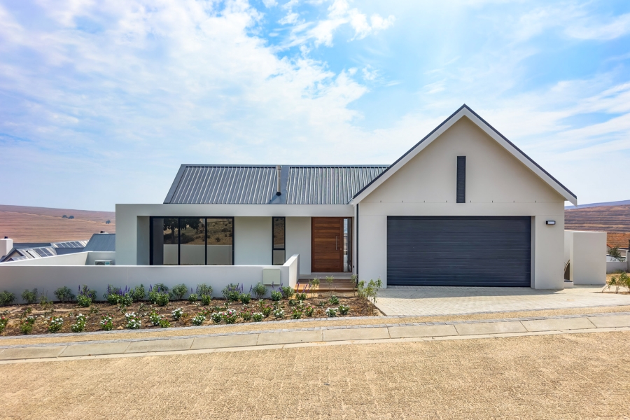 5 Bedroom Property for Sale in Mount Royal Golf Estate Western Cape